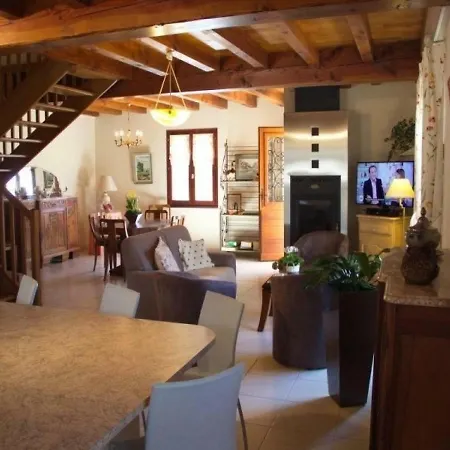 House Peyrazet Haut 2 Creysse (Lot)